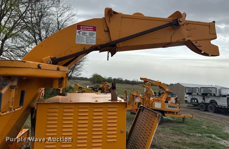 image for item DM5684 Bandit Intimidator 990 wood chipper