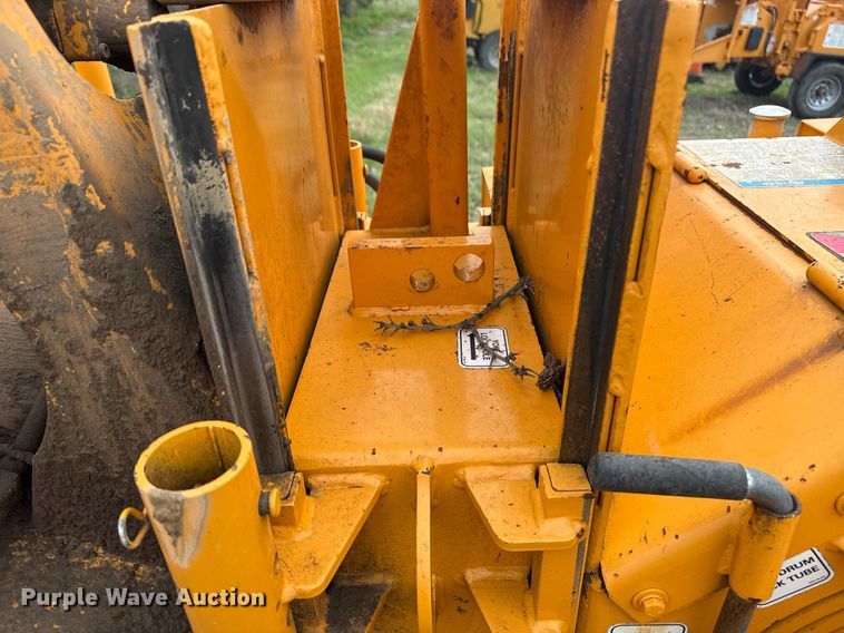 image for item DM5684 Bandit Intimidator 990 wood chipper