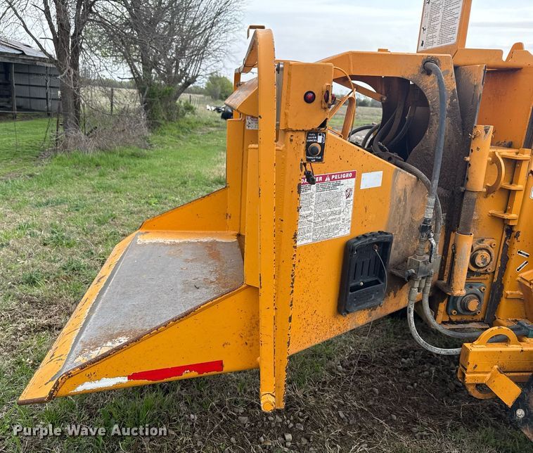 image for item DM5684 Bandit Intimidator 990 wood chipper
