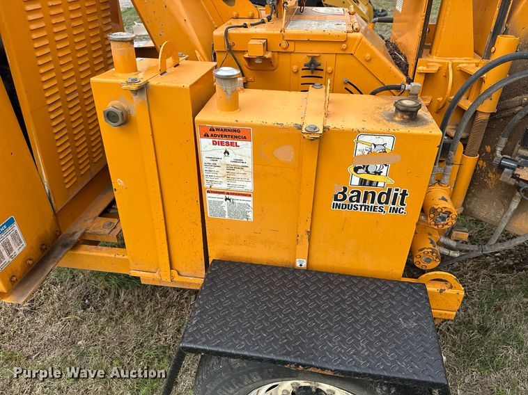 image for item DM5684 Bandit Intimidator 990 wood chipper