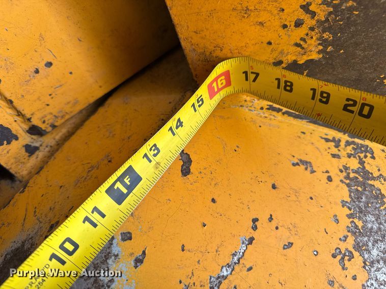 image for item DM5684 Bandit Intimidator 990 wood chipper