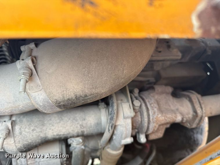 image for item DM5684 Bandit Intimidator 990 wood chipper