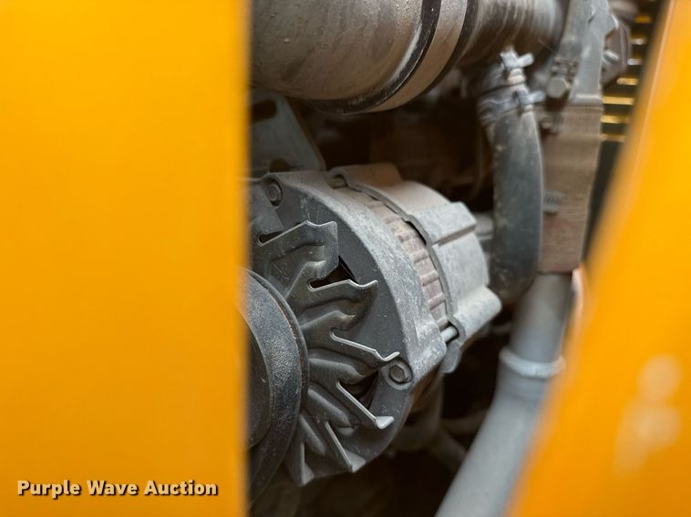 image for item DM5684 Bandit Intimidator 990 wood chipper