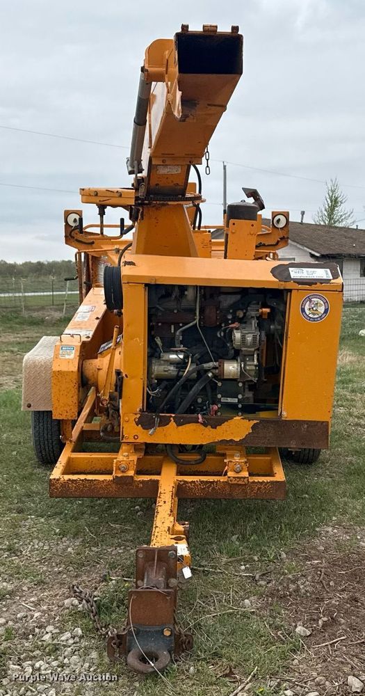 image for item DM5685 2014 Bandit Intimidator 990 wood chipper