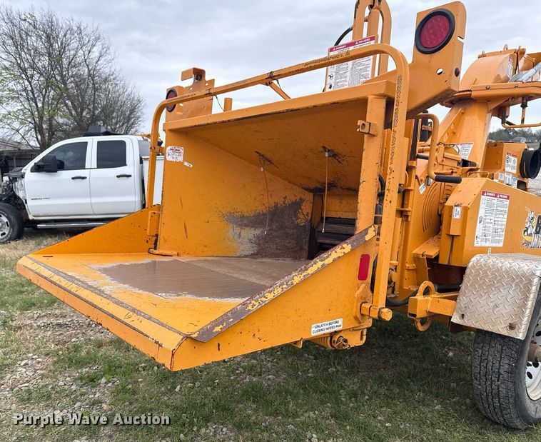 image for item DM5685 2014 Bandit Intimidator 990 wood chipper