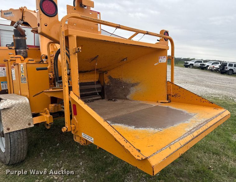 image for item DM5685 2014 Bandit Intimidator 990 wood chipper