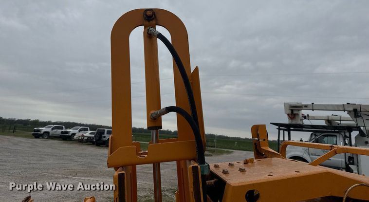 image for item DM5685 2014 Bandit Intimidator 990 wood chipper