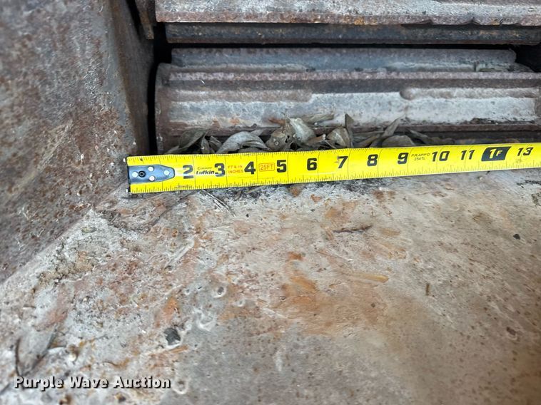 image for item DM5685 2014 Bandit Intimidator 990 wood chipper