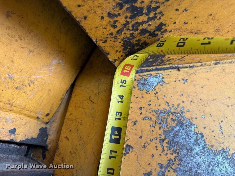 image for item DM5685 2014 Bandit Intimidator 990 wood chipper