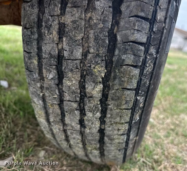 image for item DM5685 2014 Bandit Intimidator 990 wood chipper