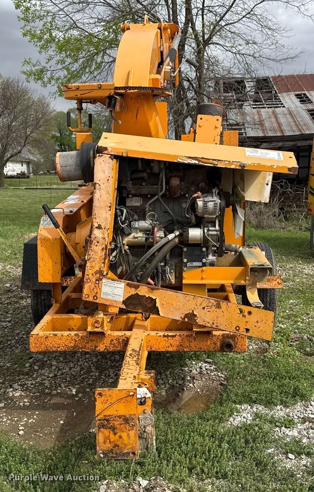 image for item DM5686 2013 Bandit Intimidator 990XP wood chipper