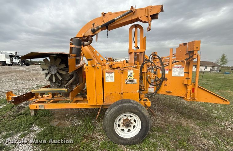 image for item DM5686 2013 Bandit Intimidator 990XP wood chipper