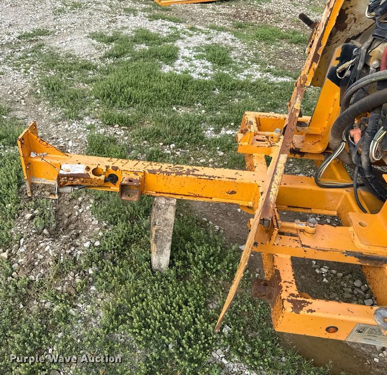 image for item DM5686 2013 Bandit Intimidator 990XP wood chipper