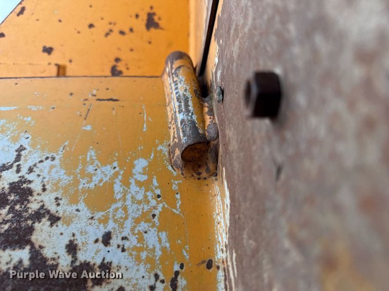 image for item DM5686 2013 Bandit Intimidator 990XP wood chipper