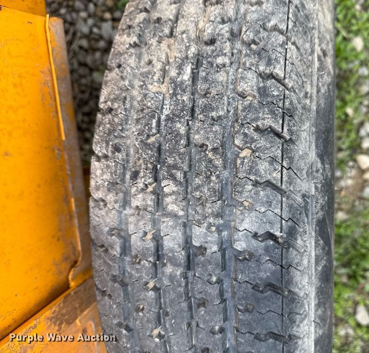 image for item DM5686 2013 Bandit Intimidator 990XP wood chipper