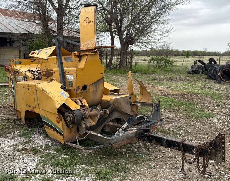 image for item DM5688 Vermeer BC1000XL wood chipper