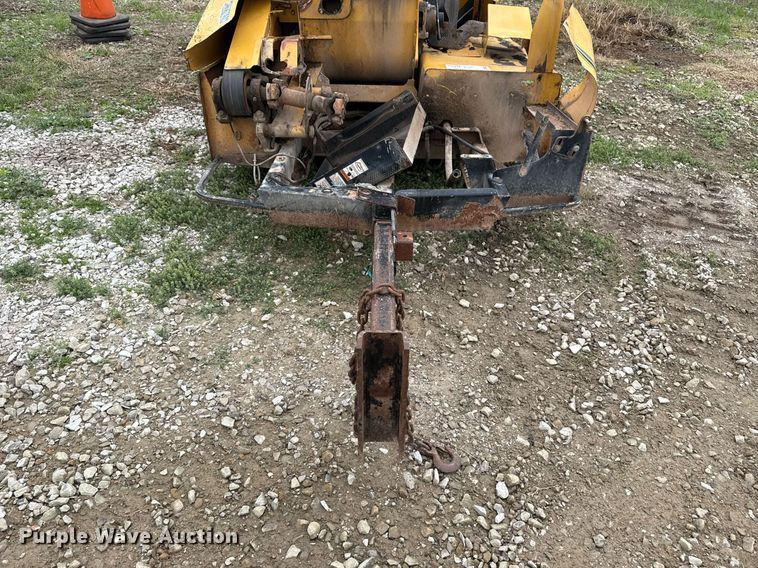 image for item DM5688 Vermeer BC1000XL wood chipper