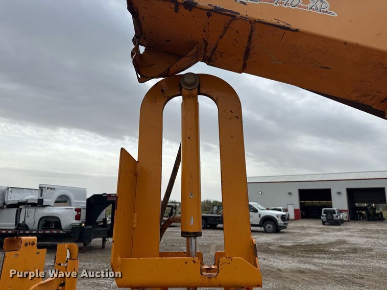 image for item DM5689 Bandit Intimidator 990 wood chipper