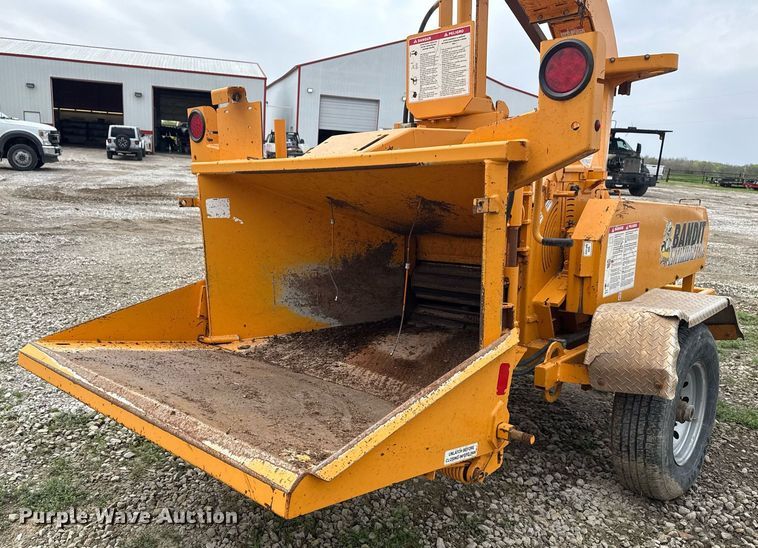 image for item DM5689 Bandit Intimidator 990 wood chipper