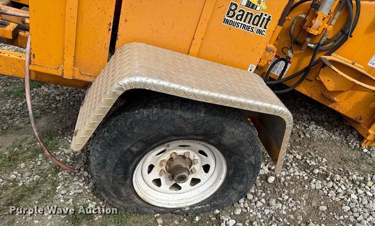 image for item DM5689 Bandit Intimidator 990 wood chipper