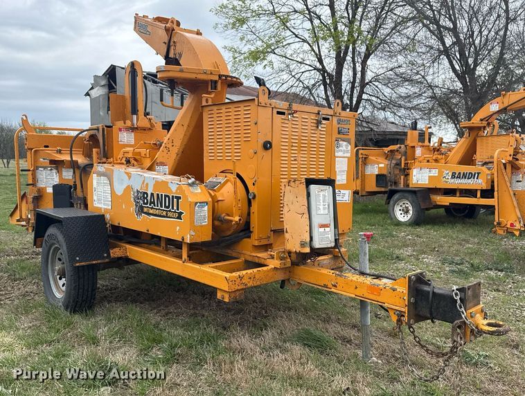 image for item DM5691 2016 Bandit Intimidator 990XP wood chipper