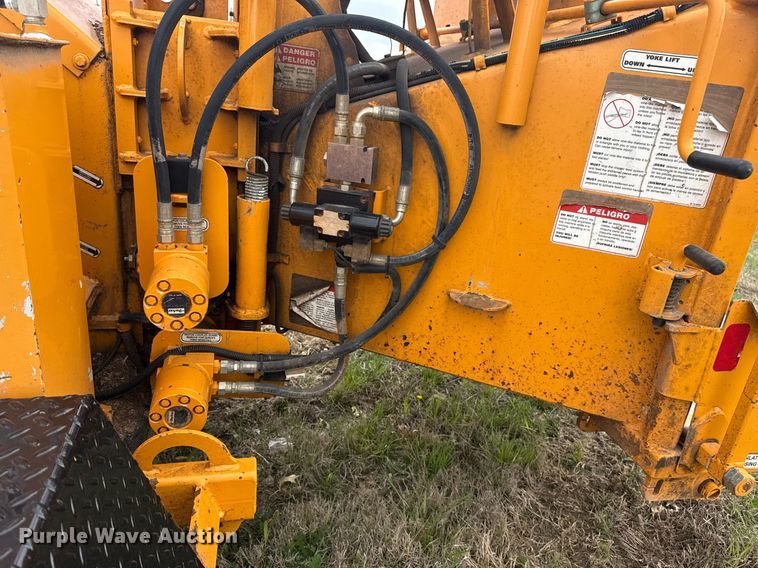 image for item DM5691 2016 Bandit Intimidator 990XP wood chipper