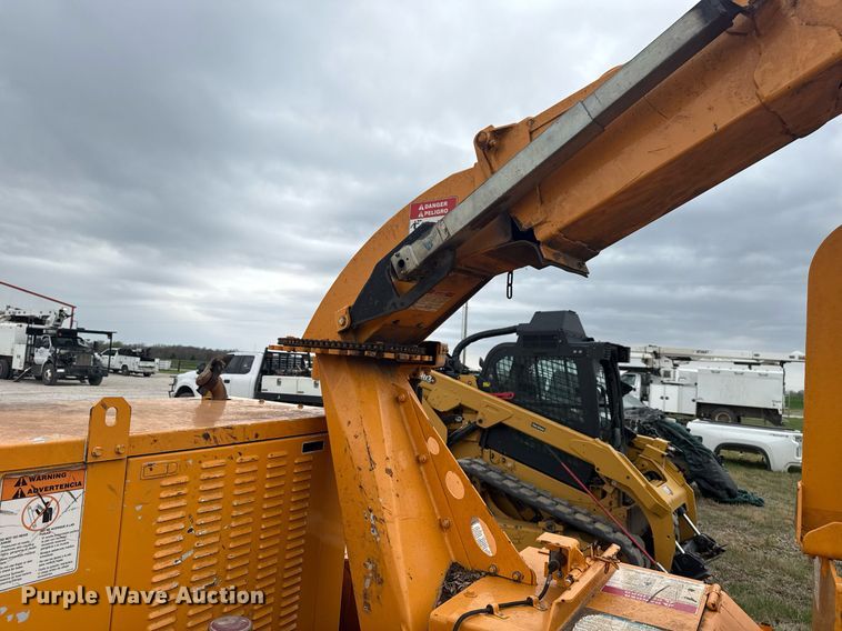 image for item DM5691 2016 Bandit Intimidator 990XP wood chipper