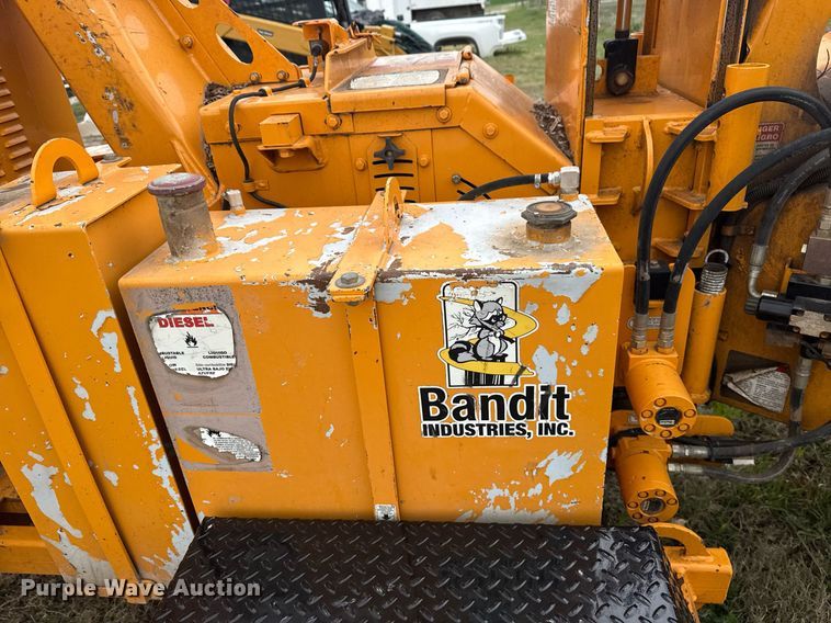 image for item DM5691 2016 Bandit Intimidator 990XP wood chipper