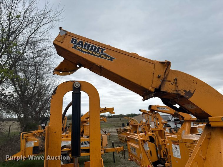 image for item DM5691 2016 Bandit Intimidator 990XP wood chipper