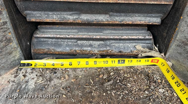 image for item DM5691 2016 Bandit Intimidator 990XP wood chipper