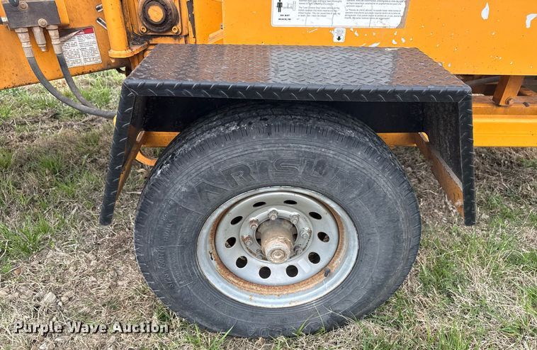 image for item DM5691 2016 Bandit Intimidator 990XP wood chipper