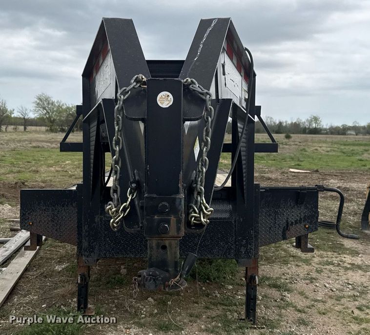 image for item DM5694 2019 Texas Pride Trailers FT83236KGN equipment trailer