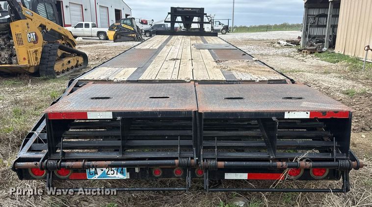 image for item DM5694 2019 Texas Pride Trailers FT83236KGN equipment trailer