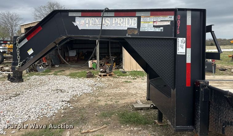 image for item DM5694 2019 Texas Pride Trailers FT83236KGN equipment trailer