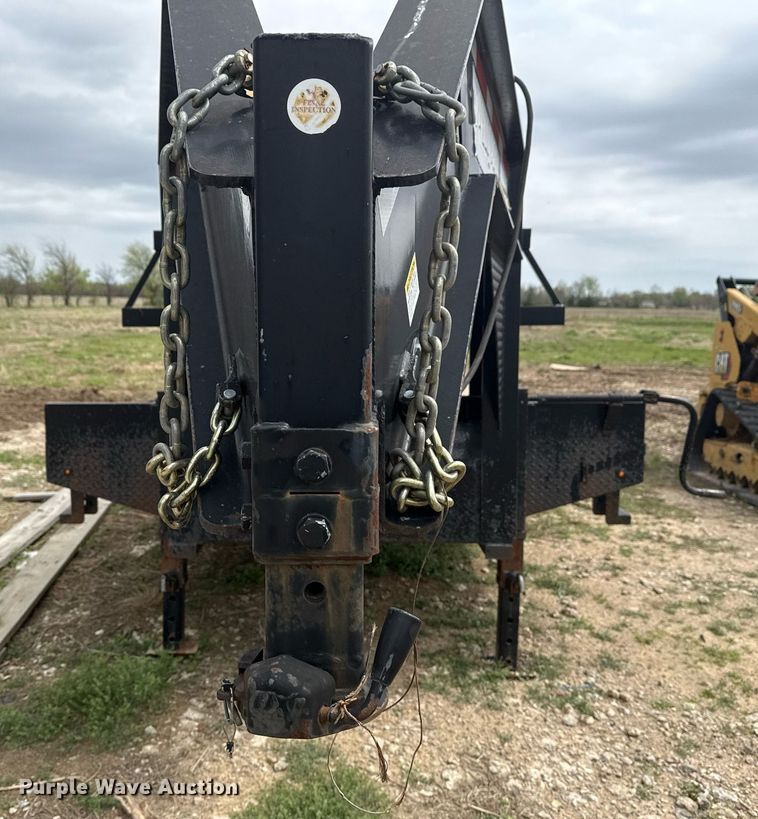 image for item DM5694 2019 Texas Pride Trailers FT83236KGN equipment trailer