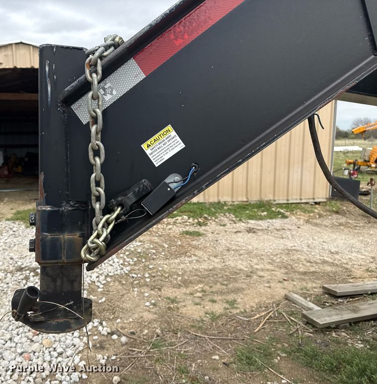 image for item DM5694 2019 Texas Pride Trailers FT83236KGN equipment trailer