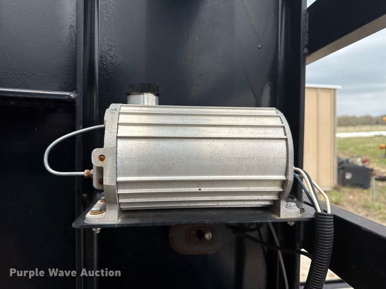 image for item DM5694 2019 Texas Pride Trailers FT83236KGN equipment trailer