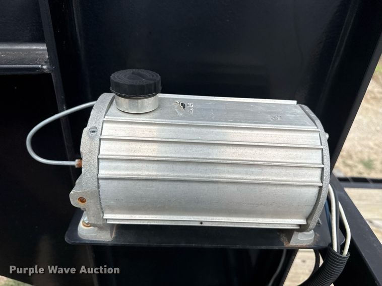 image for item DM5694 2019 Texas Pride Trailers FT83236KGN equipment trailer