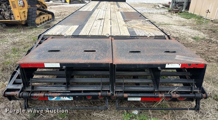 image for item DM5694 2019 Texas Pride Trailers FT83236KGN equipment trailer