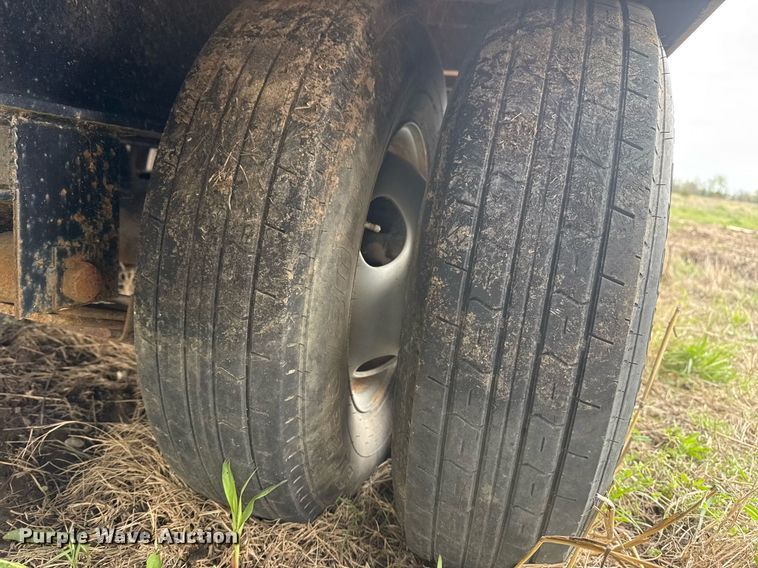 image for item DM5694 2019 Texas Pride Trailers FT83236KGN equipment trailer