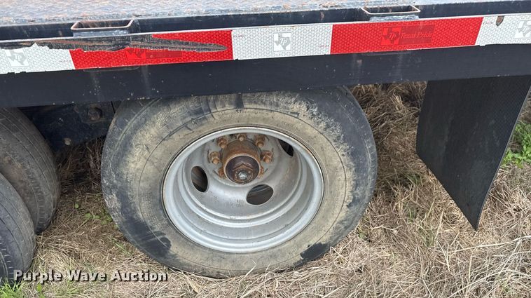 image for item DM5694 2019 Texas Pride Trailers FT83236KGN equipment trailer