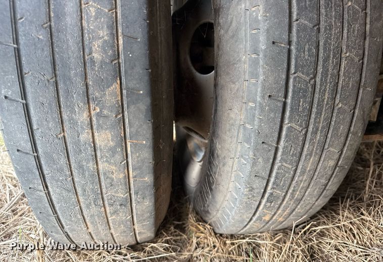 image for item DM5694 2019 Texas Pride Trailers FT83236KGN equipment trailer