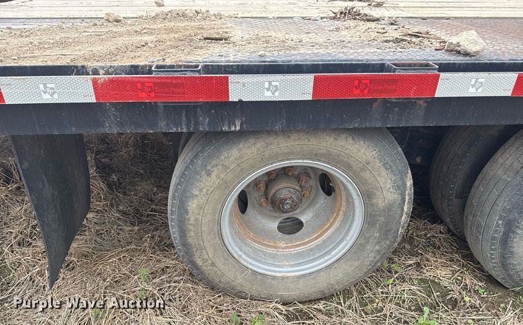 image for item DM5694 2019 Texas Pride Trailers FT83236KGN equipment trailer
