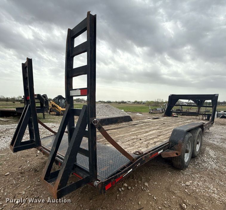 image for item DM5697 2011 Maxey Trailers equipment trailer