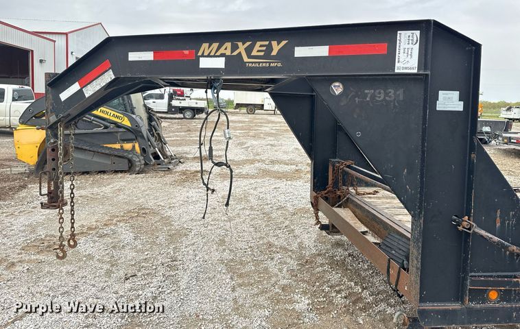 image for item DM5697 2011 Maxey Trailers equipment trailer