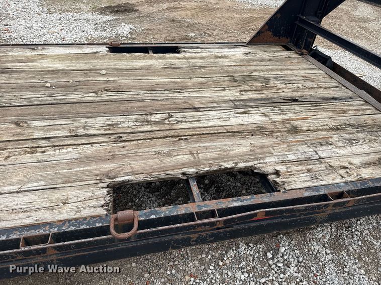 image for item DM5697 2011 Maxey Trailers equipment trailer