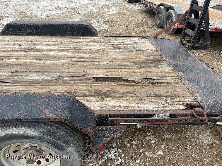 image for item DM5697 2011 Maxey Trailers equipment trailer