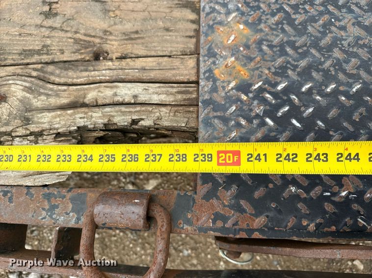 image for item DM5697 2011 Maxey Trailers equipment trailer