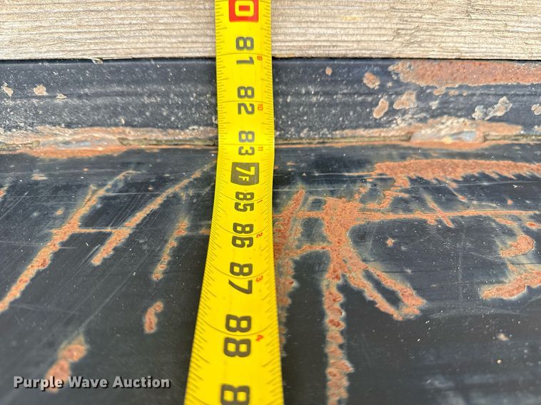 image for item DM5697 2011 Maxey Trailers equipment trailer