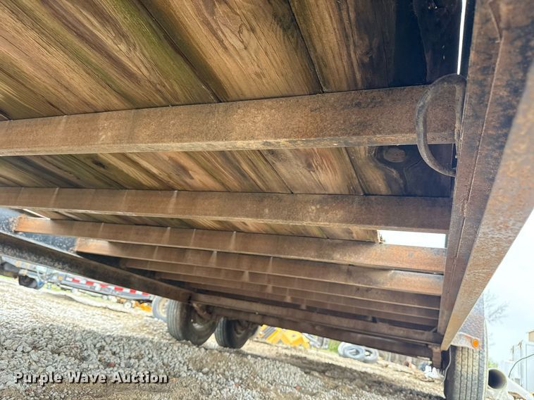 image for item DM5697 2011 Maxey Trailers equipment trailer